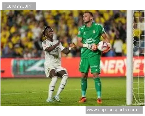 西媒报道皇马坚决不放维尼修斯免签离队若不续约将果断转手处理